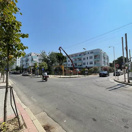 I&s 6 Apartamento Golem (Tirana)