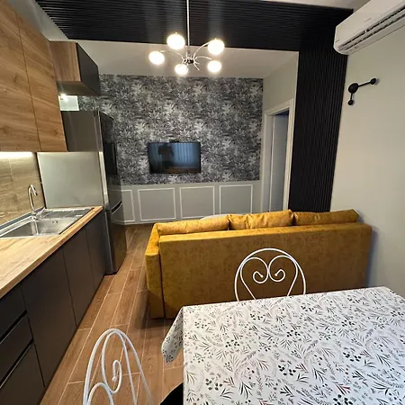 I&s 6 Apartment